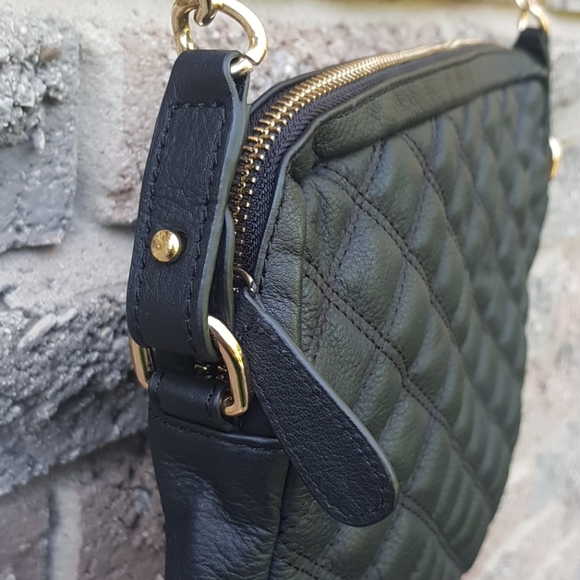 💙💛 Shop for a Good Cause! Quilted Leather Purse - Picture 4 of 11